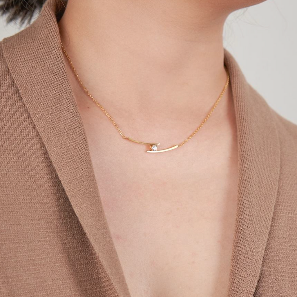 Horizon Wave Solitaire Necklace